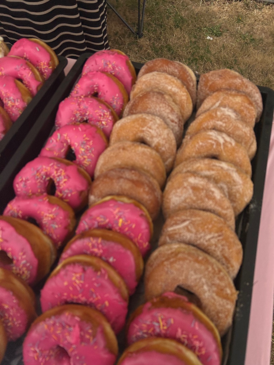Catburglar Doughnuts 