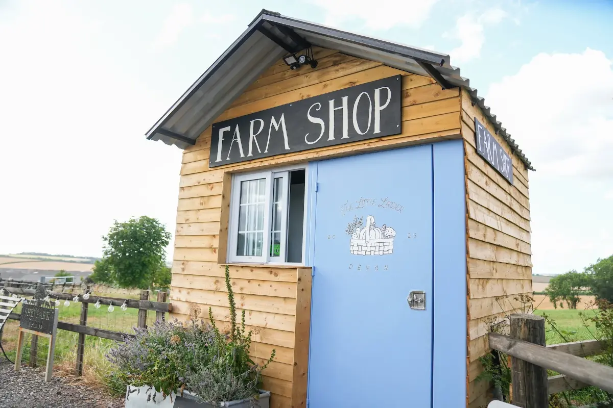 The Little Larder Farm Shop