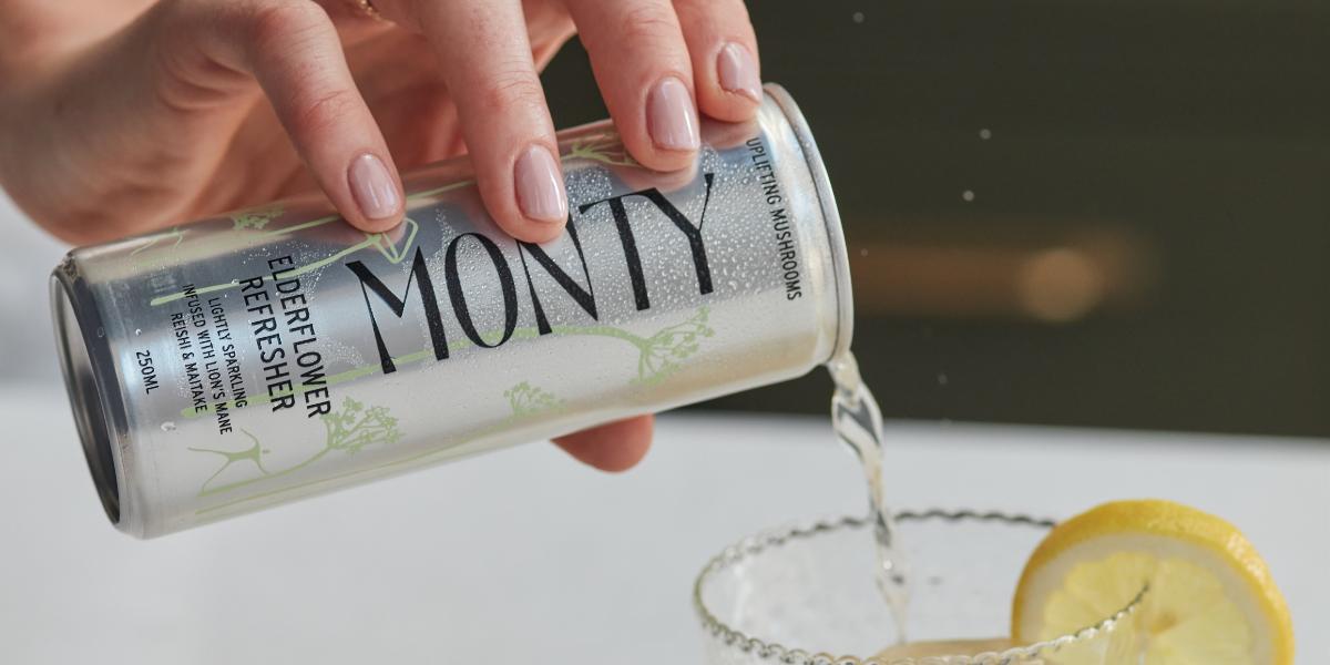 Lion's Mane, Reishi & Maitake mushroom social soda - clarity, calm & connection - Elderflower Sparkling
